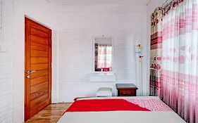 OYO 90617 Rumah Oma Opa Syariah